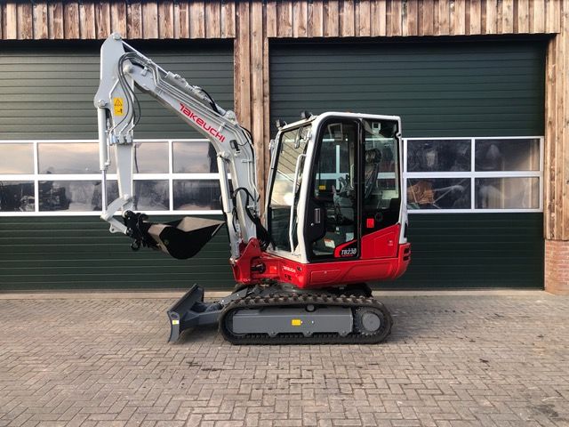 Takeuchi TB230 slo-sorteer
