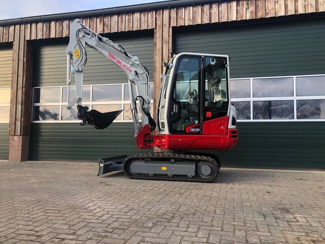 Takeuchi TB230 slo-sorteer