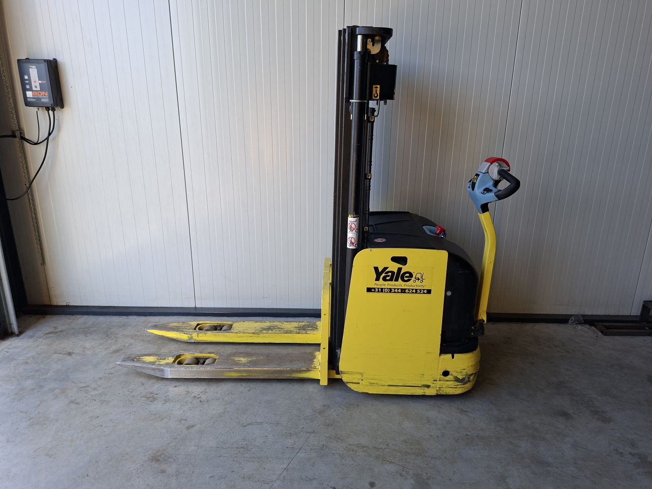 Hyster S1.6 Elektrische stapelaar triplo free lift 4m 1600 kg