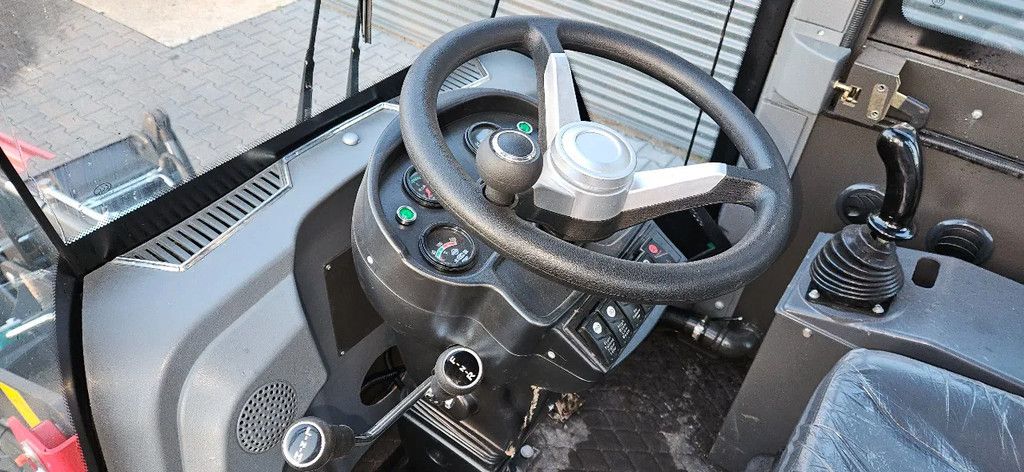 Wolf plus power HQ15-10 laad graaf cmbie backhoe