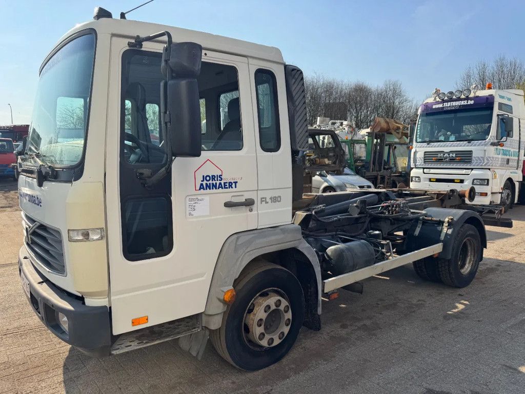Volvo FL 180 **VERRY LOW KM-BELGIAN TRUCK-TUV01 27**