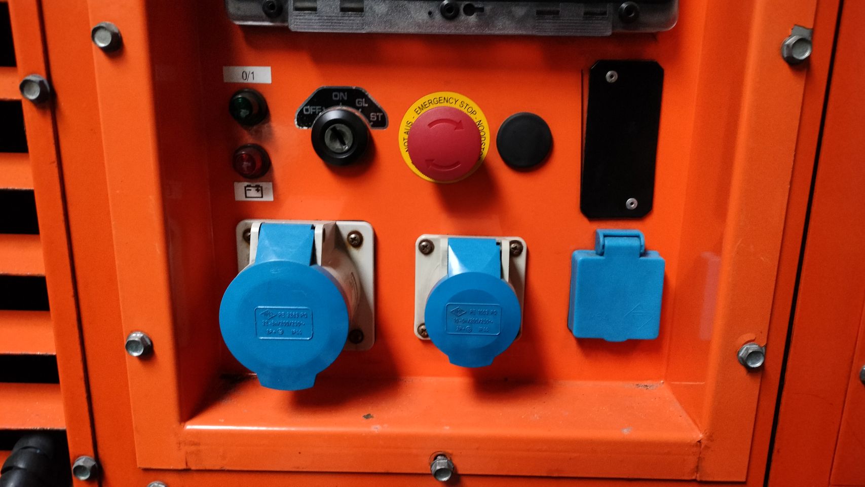 --- Items op: machinetrack.nl, agritrader.nl, hve-epe.nl ---