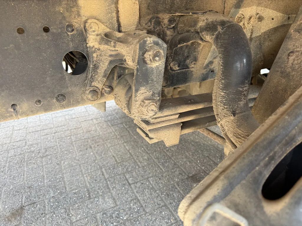 Mercedes-Benz Atego 1218 **FULL STEEL SUSPENSION-MANUAL GEARBOX**