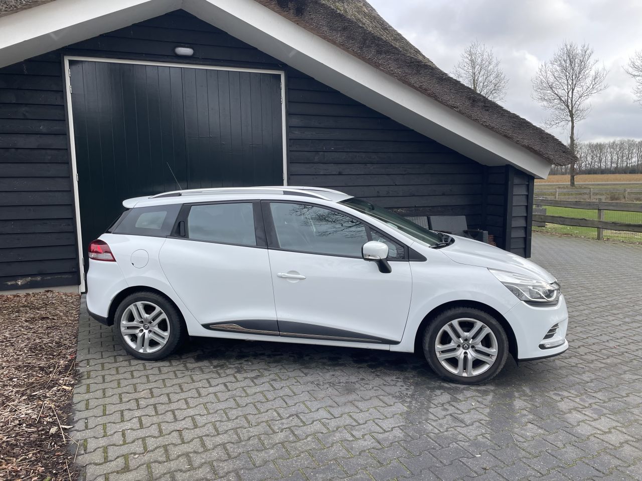 Te koop: Renault Clio Bouwjaar 2017, 187700 kilometer