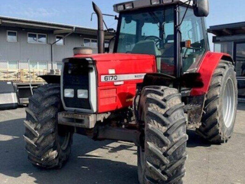 Massey Ferguson 6170