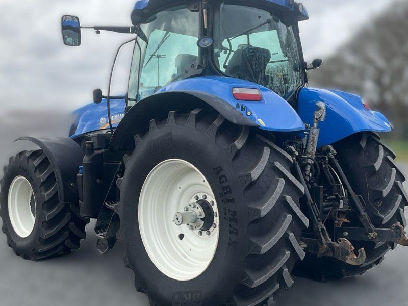 New Holland T7.250 Med frontlift. Pæn og velholdt