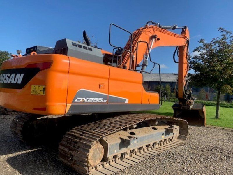 Doosan DX255-5