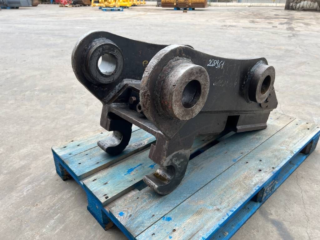 Gjerstad Volvo S1 - M318D / 320D / 320E / 320F / 323D / 323