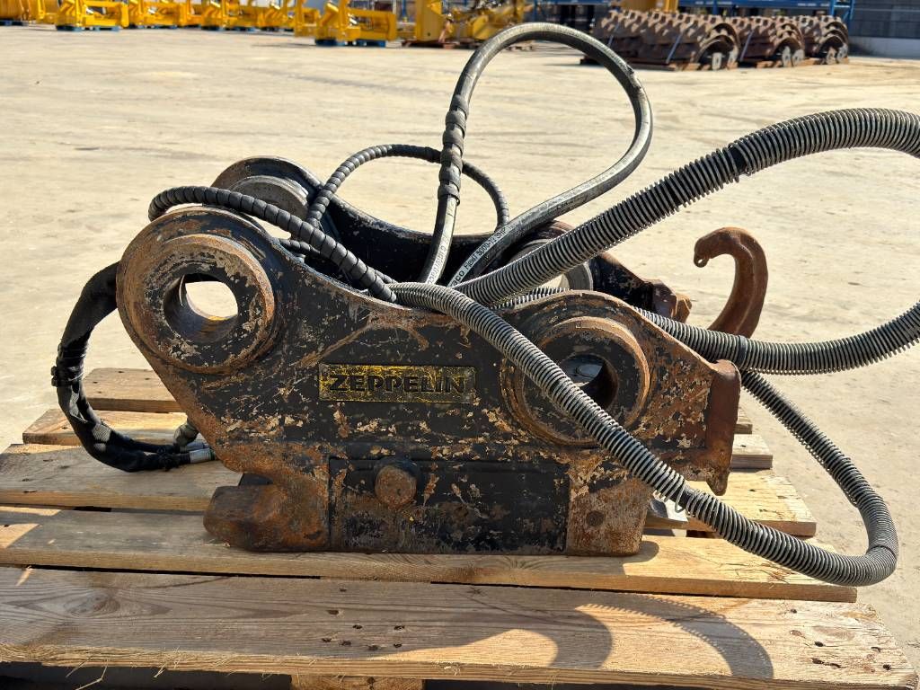 OilQuick OQ65 - M318D / M320F / M322D / 320D / 320E / 323D