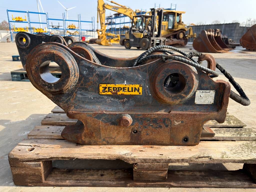 OilQuick OQ70/55 - 329D / 329E / 330F