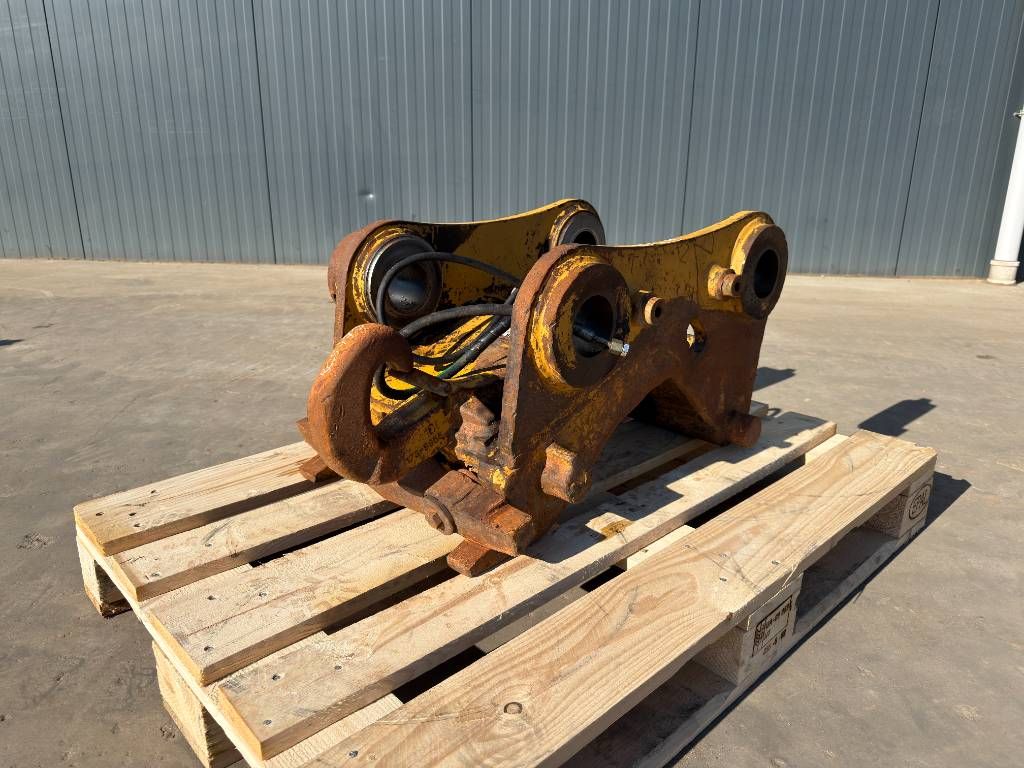 Verachtert CW40S - M318D / M320F / M322D / 320D / 320E / 323D