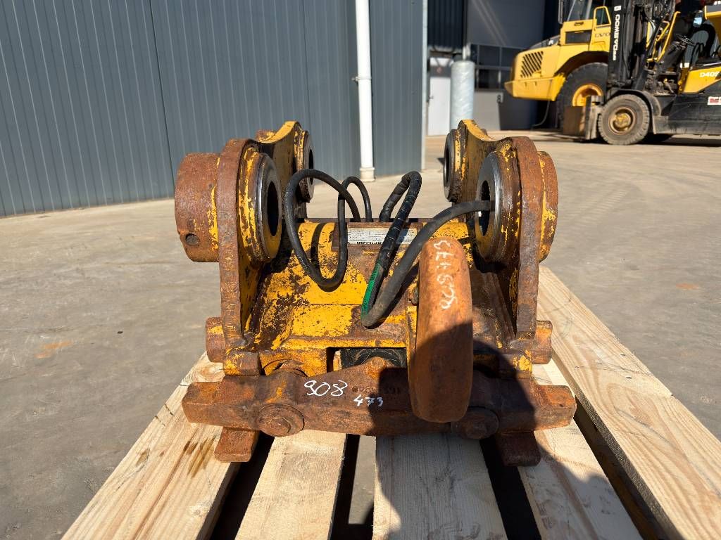 Verachtert CW40S - M318D / M320F / M322D / 320D / 320E / 323D