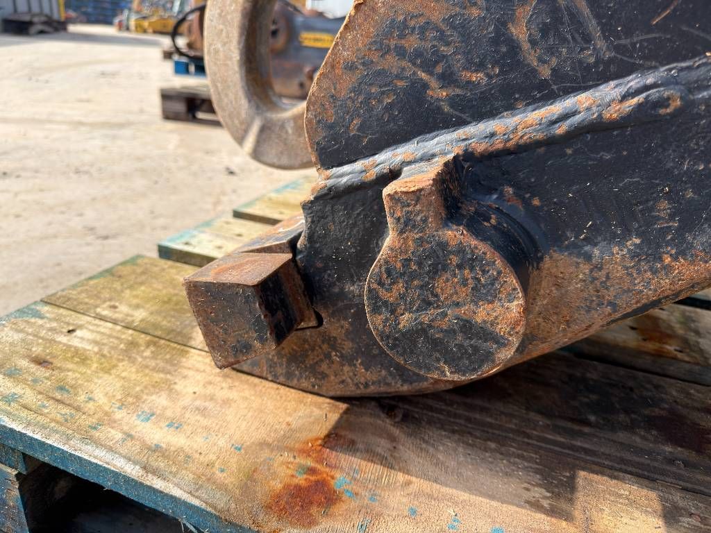 Verachtert CW45S - 330D / 336E / 336F / 340