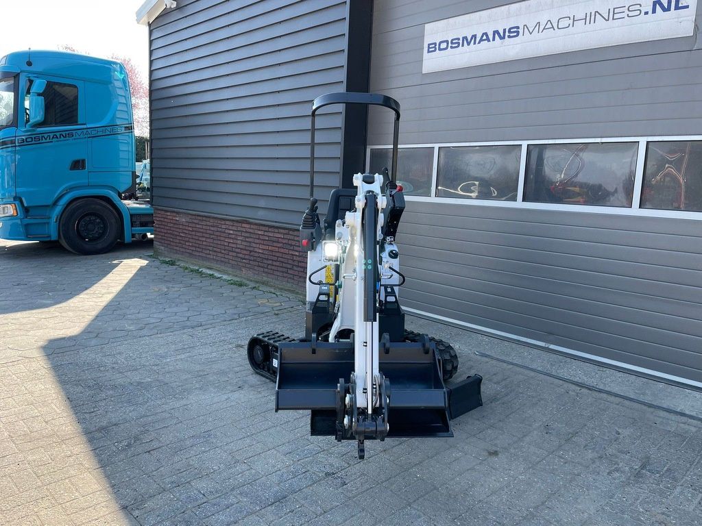 Bobcat E10 z minigraver NIEUW hydraulische wissel + 3 bakken