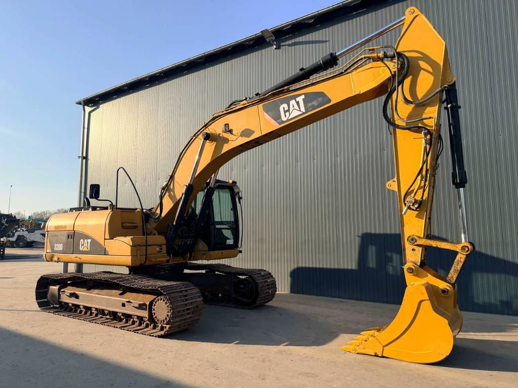 CAT 320D L