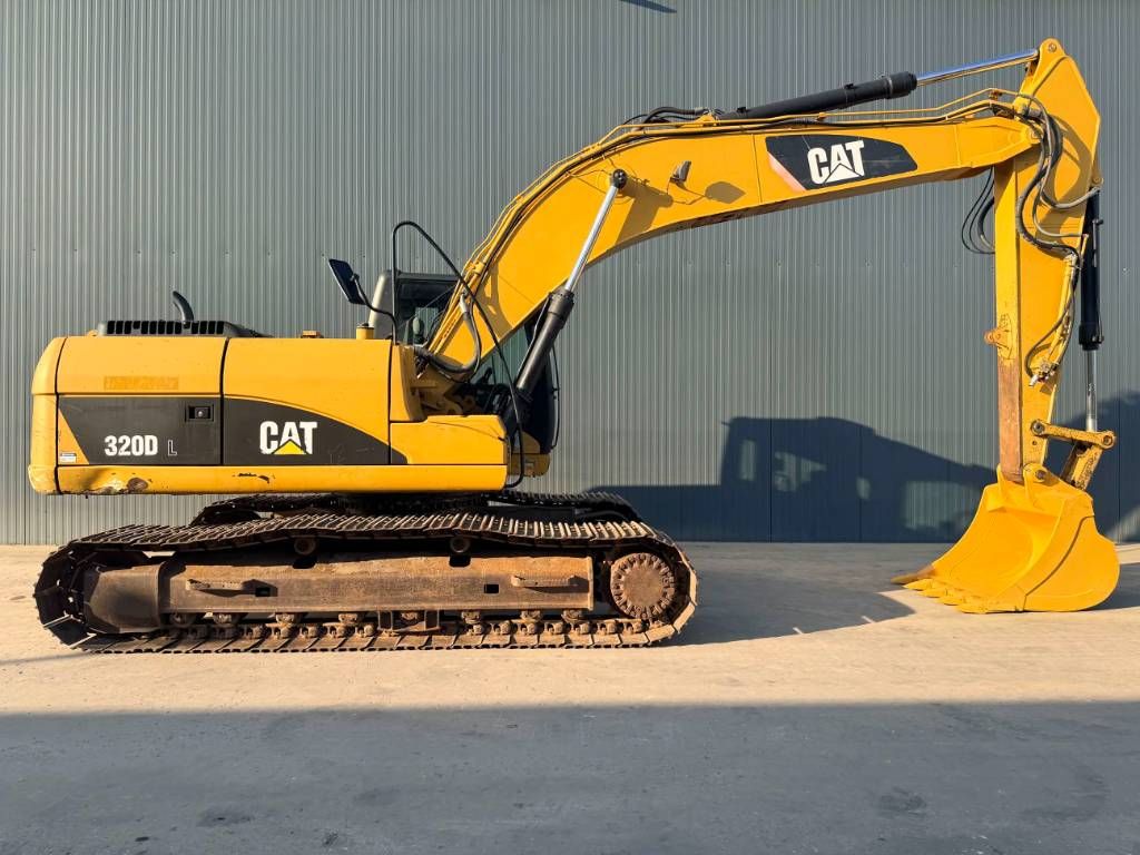 CAT 320D L