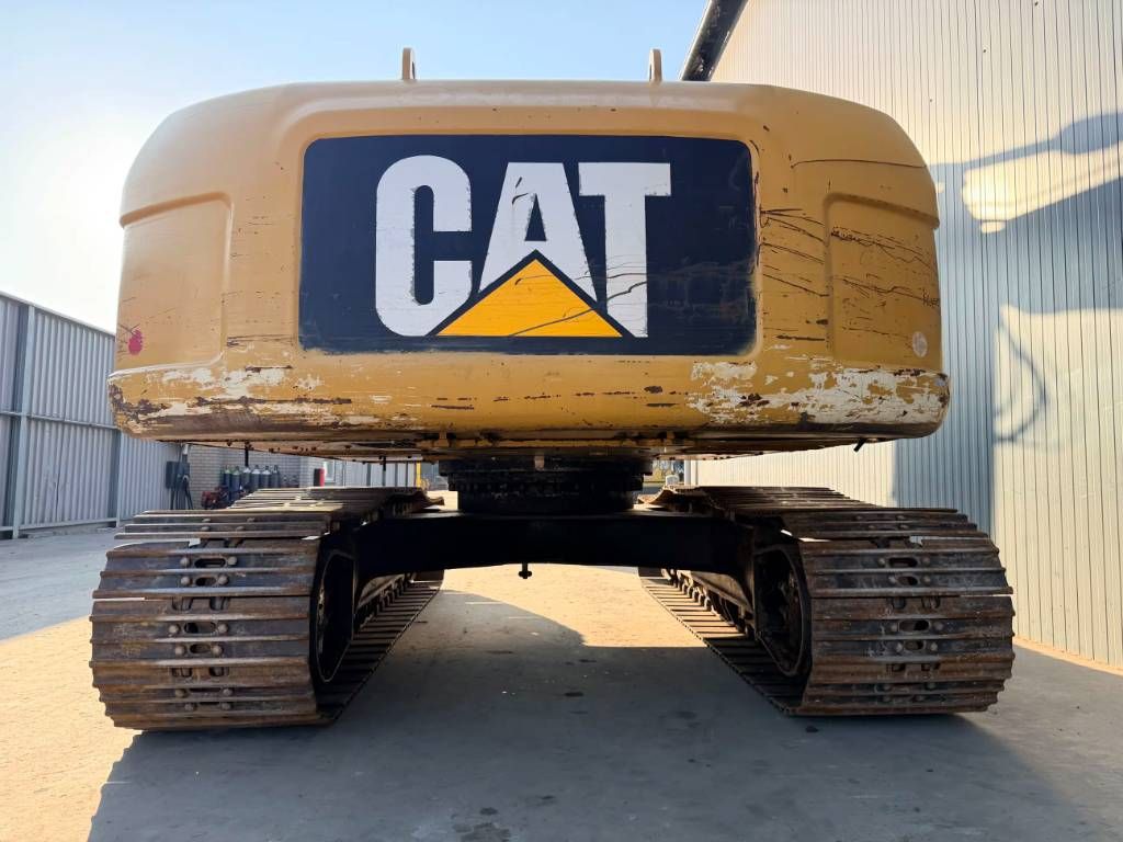 CAT 320D L