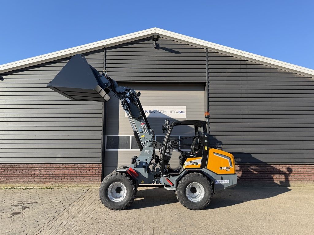 Giant G3500 TELE minishovel NIEUW €960 LEASE