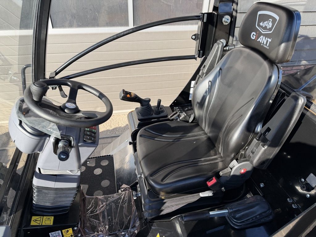 Giant G3500 TELE minishovel NIEUW €960 LEASE