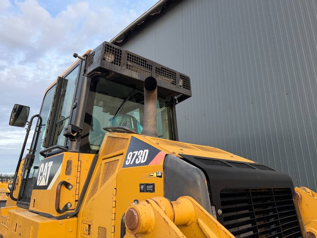 CAT 973D