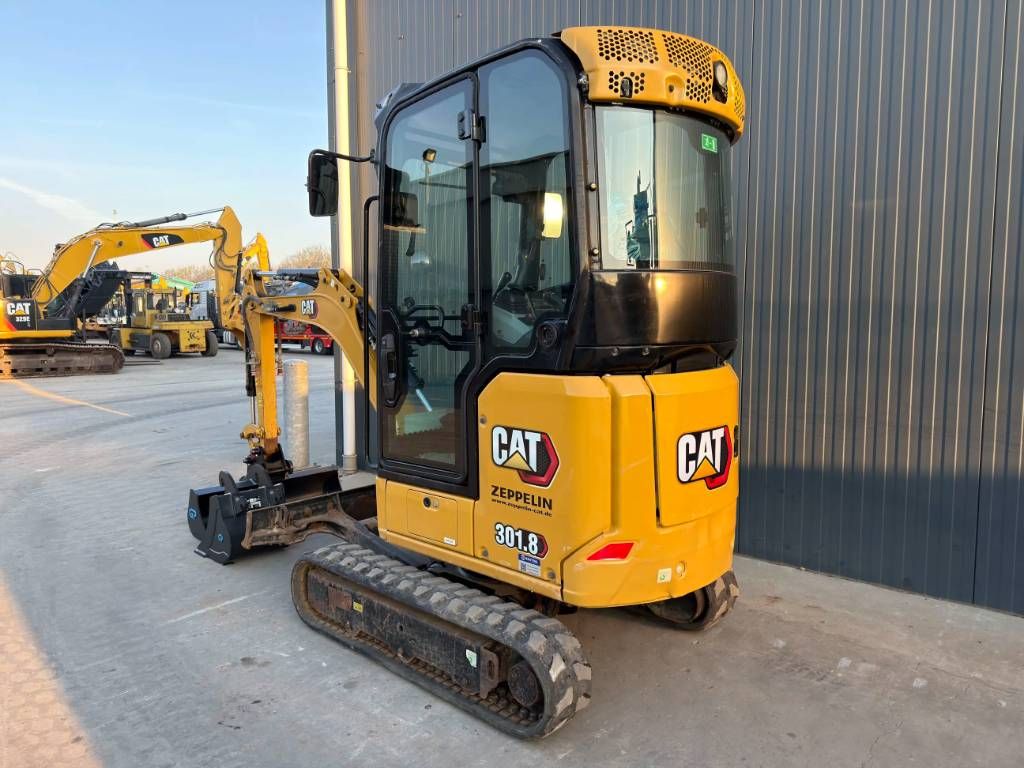 CAT 301.8 | 05A | CW05 + 2x NEW bucket