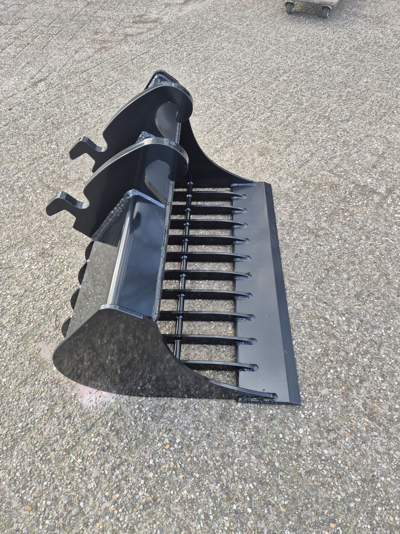 Puinbak, grondbak, graafbak, slotenbak, minigraver