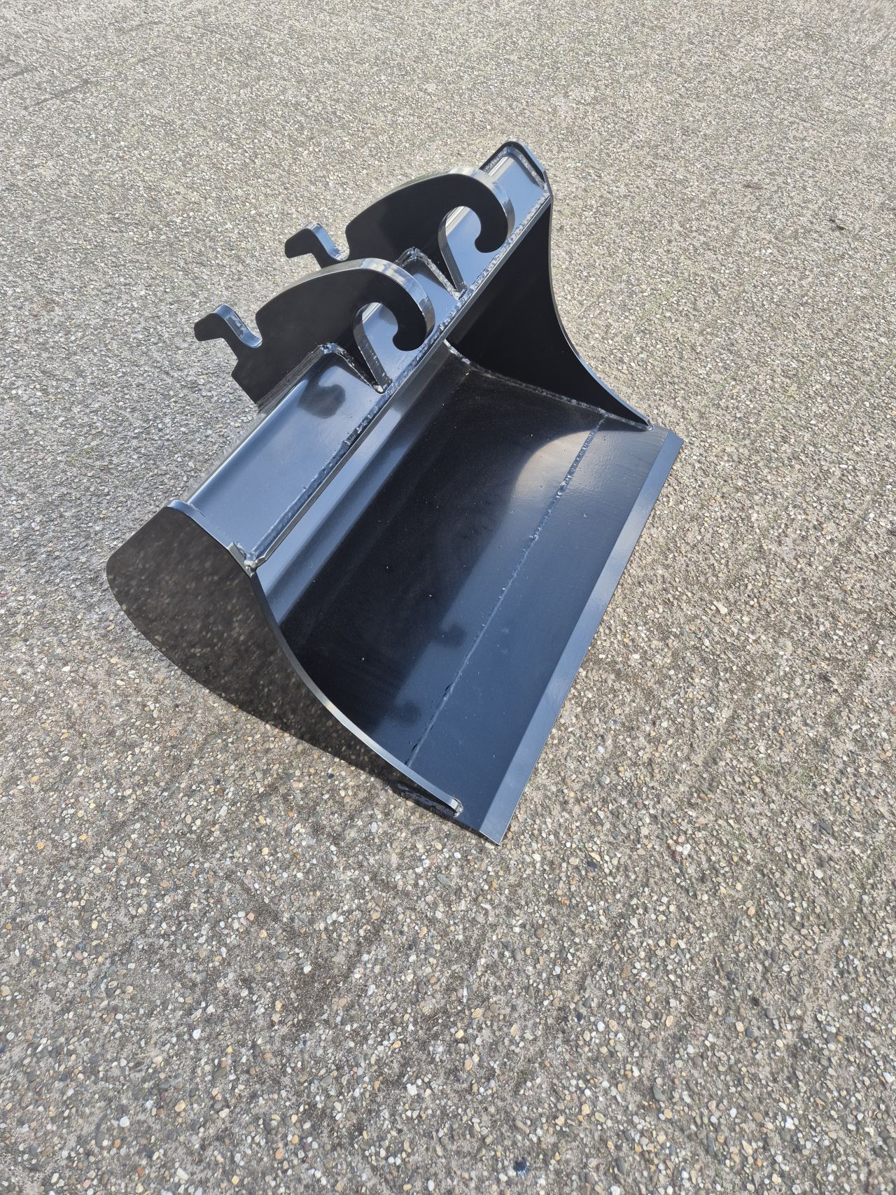 Puinbak, grondbak, graafbak, slotenbak, minigraver