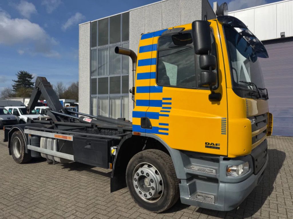 DAF CF 65.220 **38000KM-EX AIRPORT-NEW TRUCK**