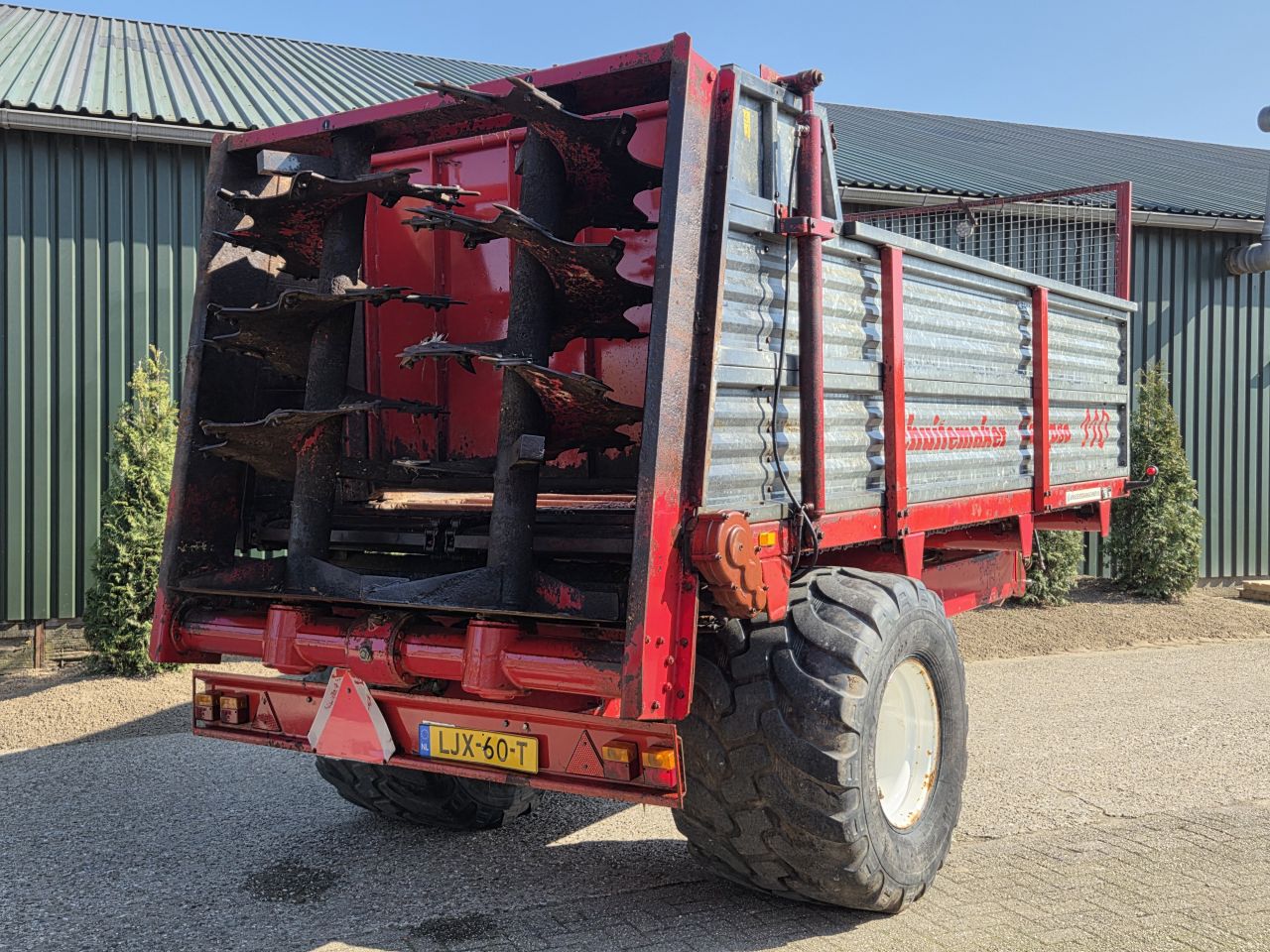 Schuitemaker Calypso 110 Meststrooier compost strooier stalmest