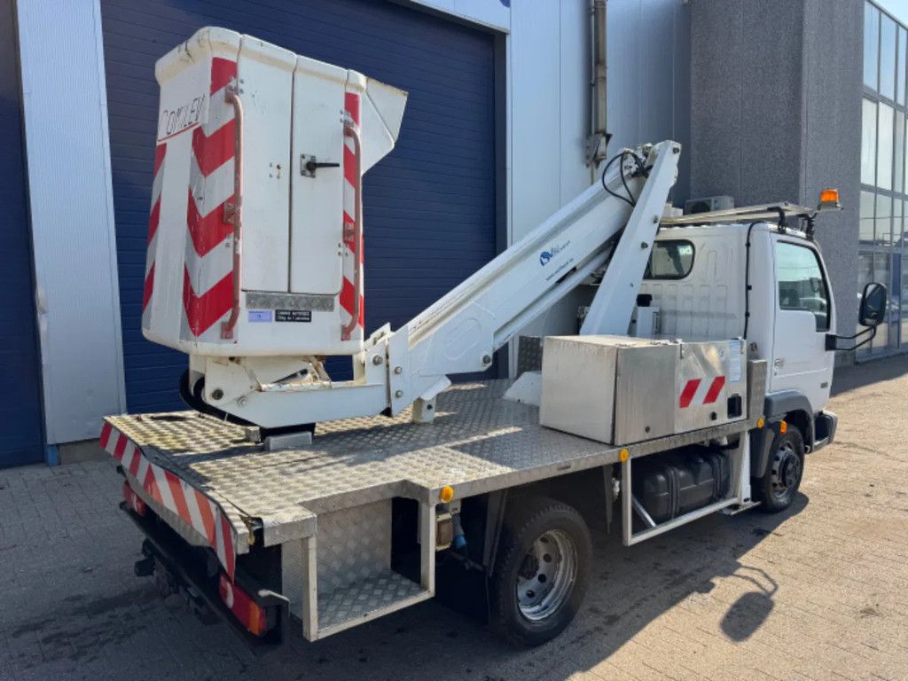 Nissan Cabstar **LOW MILEAGE-10 METER LIFT**