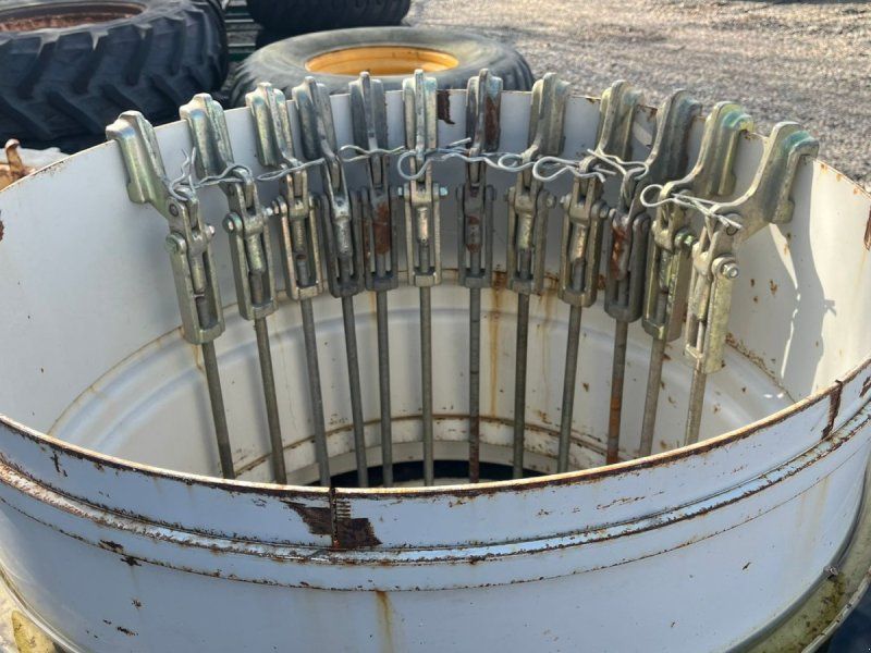 Michelin 20.8R38 med ring og 12stk låse.80% dæk i