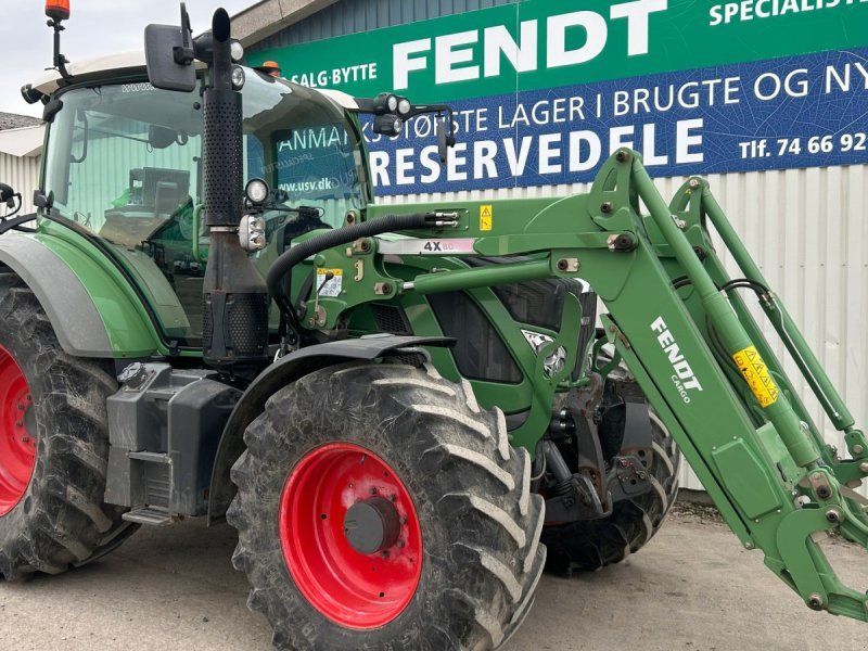 Fendt 516 Vario SCR Profi Få Timer Med 4x80 Frontlæsser