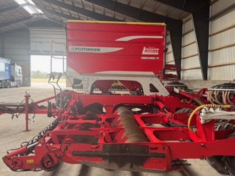 Pöttinger Terrasem C8