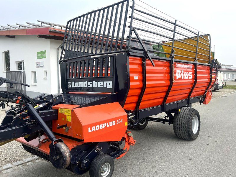 Landsberg Ladeplus 30-4 mit 19-er Breitreifen ähnlich Pöttinger Boss 2