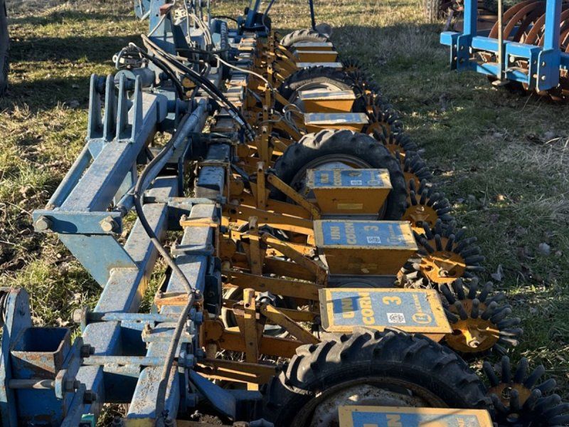 Kleine Unicorn 3, 12 rækket