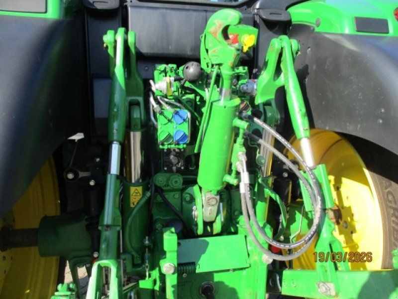 John Deere 6 M 165
