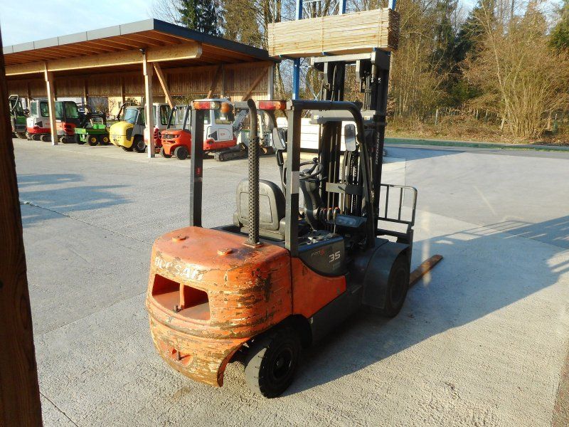 Doosan D35C-5 Tripl + SS + ZV + Zwillngsreifen