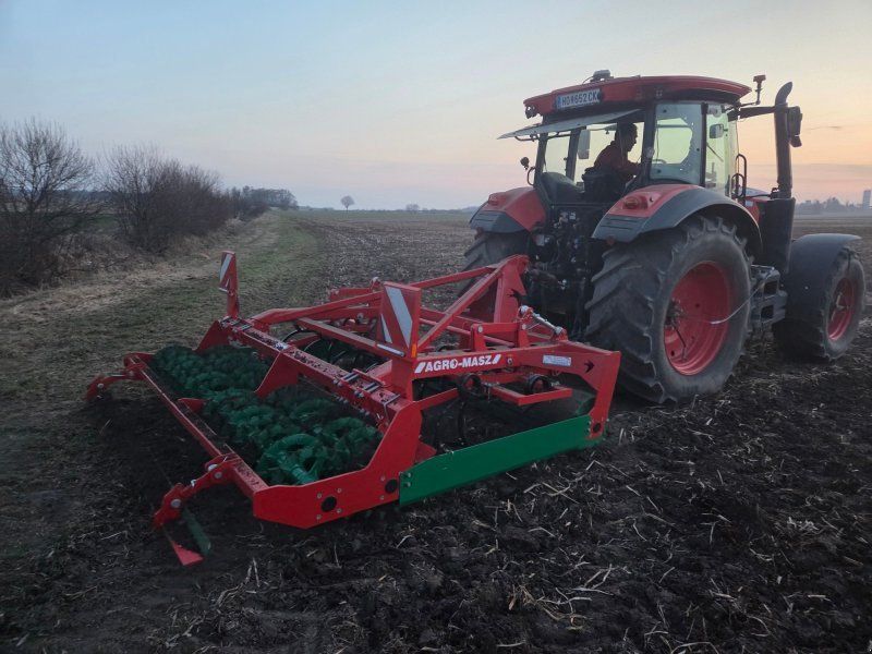 Agro Masz schwerer Kompaktor AUC 30