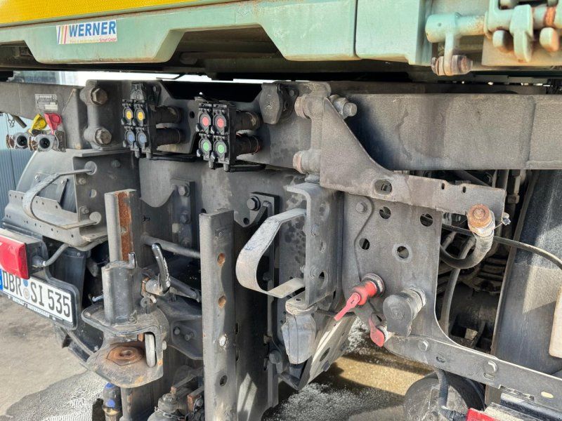 Mercedes-Benz Unimog U 535