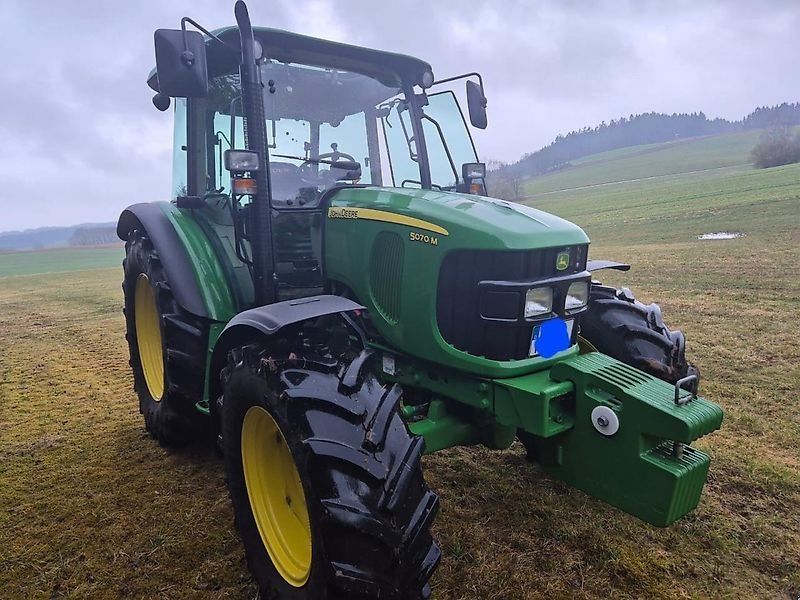 John Deere 5070 M