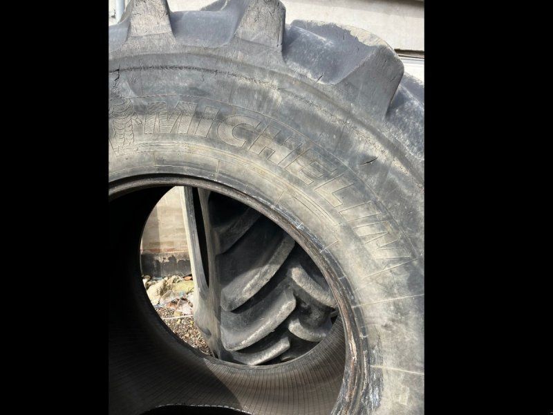Michelin 650/85R38