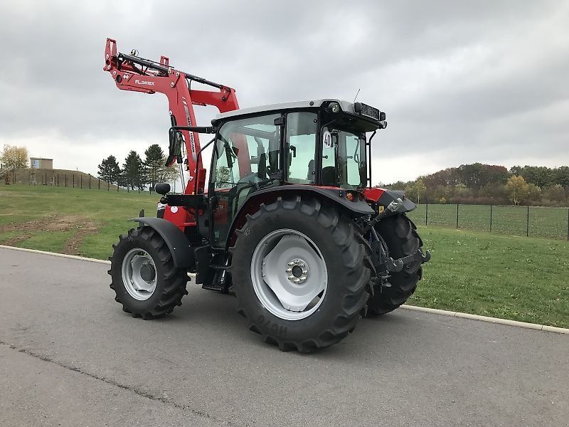 Massey Ferguson 4709 M Dyna-2