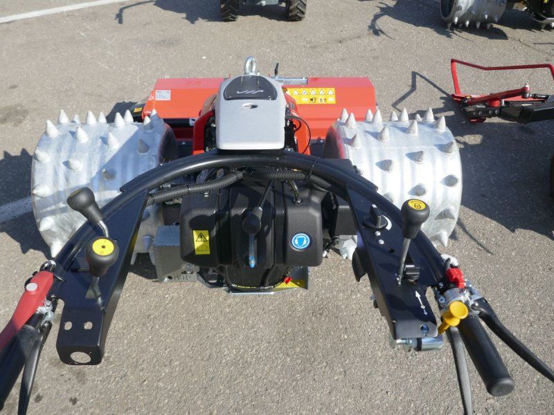 Aebi CC 150 Hydro + Müthing Mulcher