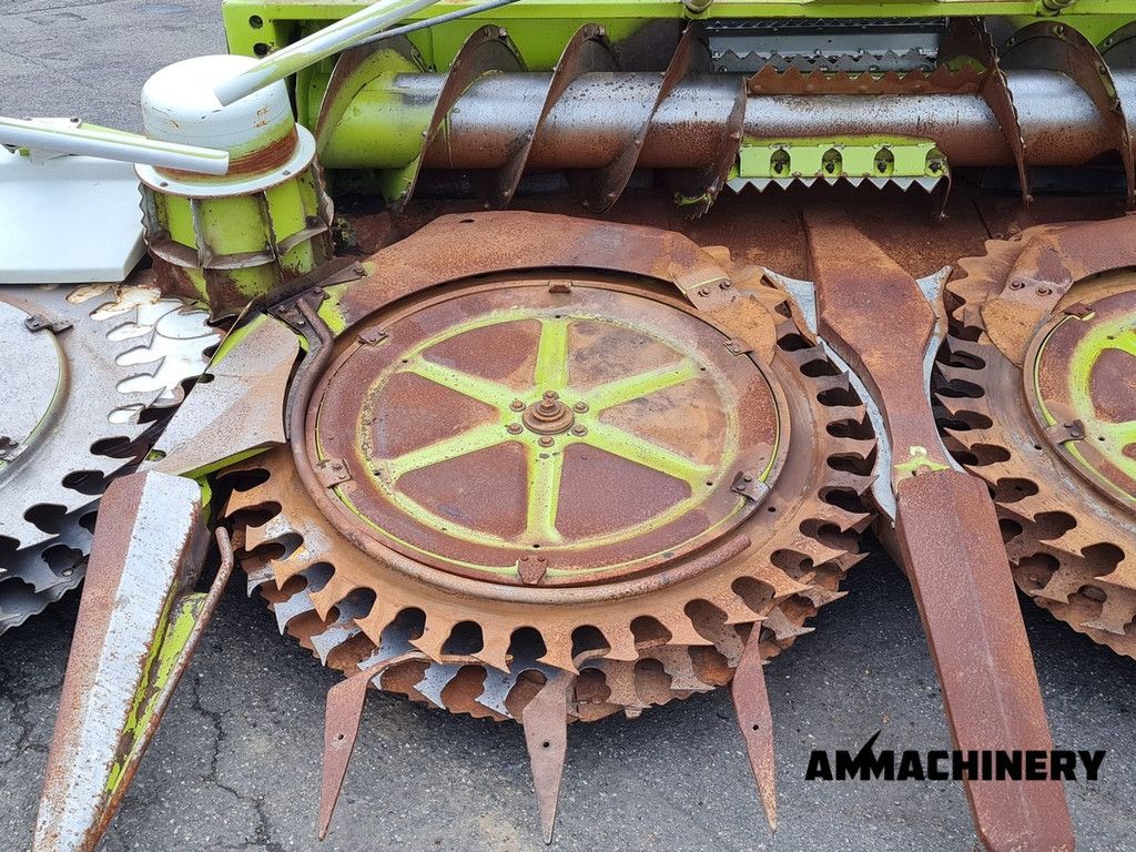 Claas RU600Xtra corn header