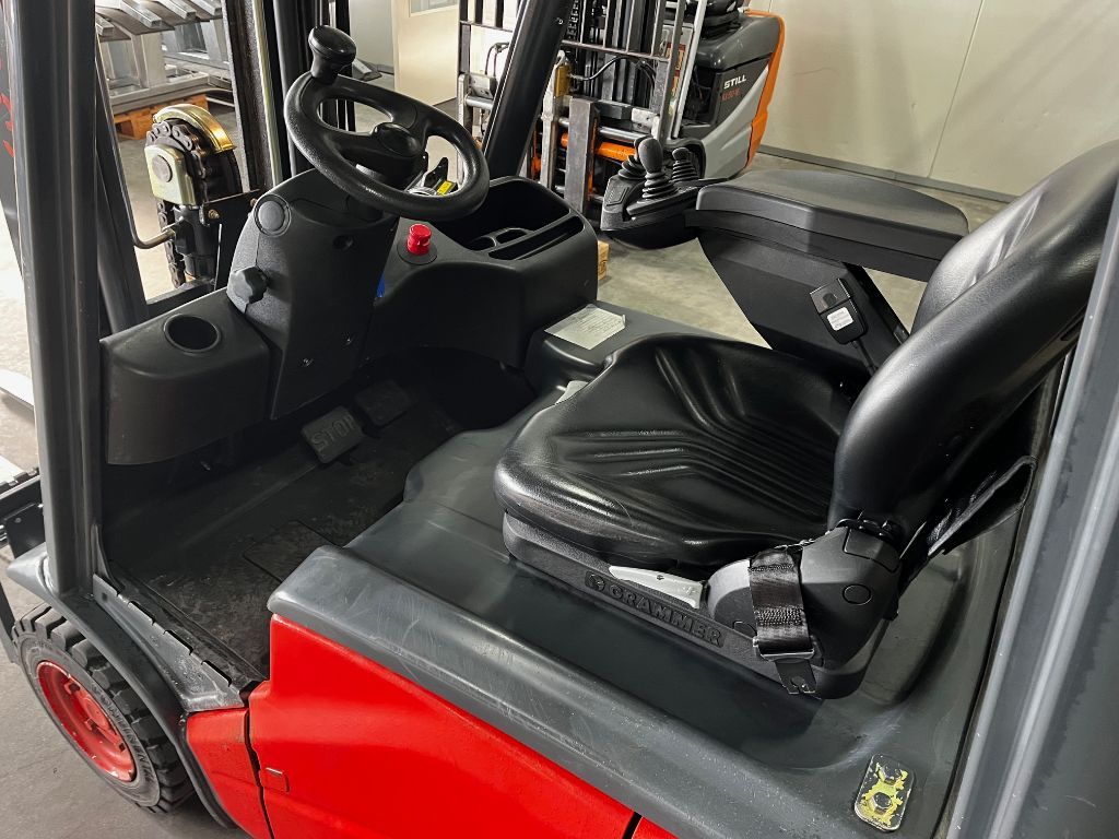 LINDE E14-01 Elektrische heftruck TRIPLO, ACCU van2022.