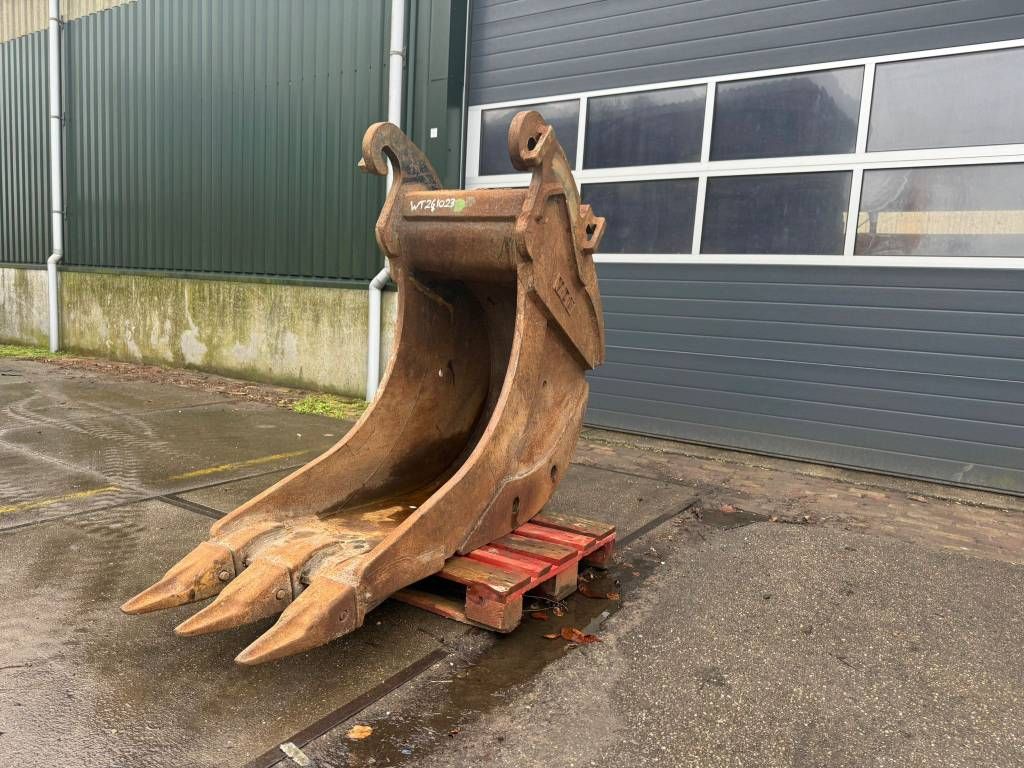 VTN Theeth bucket / rock bucket / tandenbak