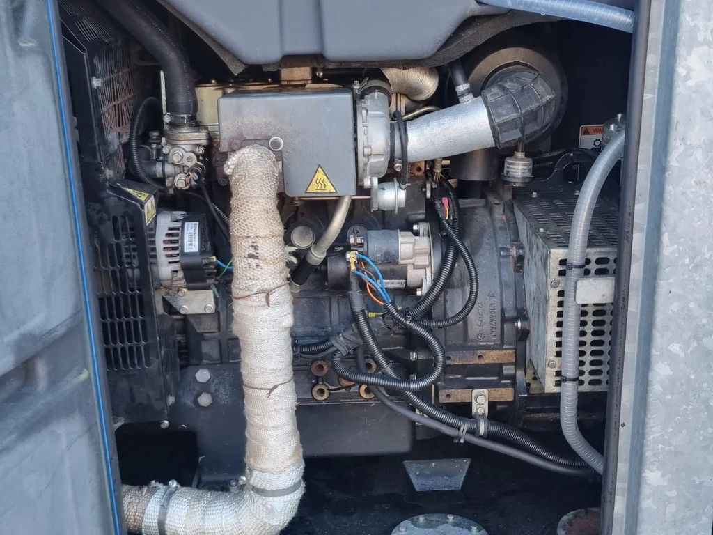 BBA BA150E D285 with Perkins 404-22T