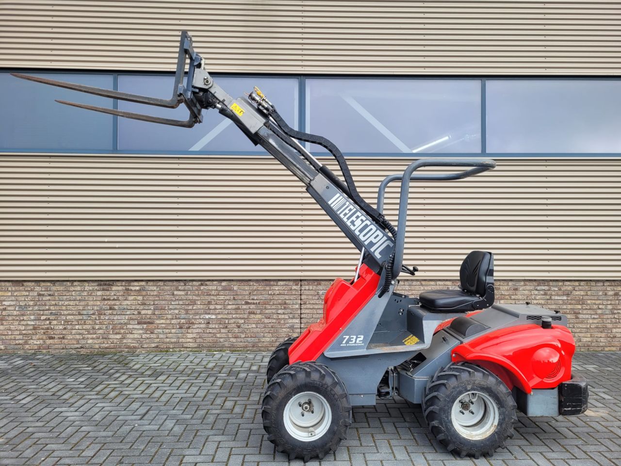 Gamma 4 ( multione avant ) gamma4