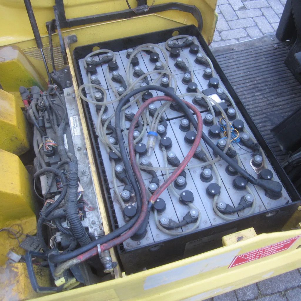 Komatsu FB15, elektrisch, triplex, side shift, vrije heffing.