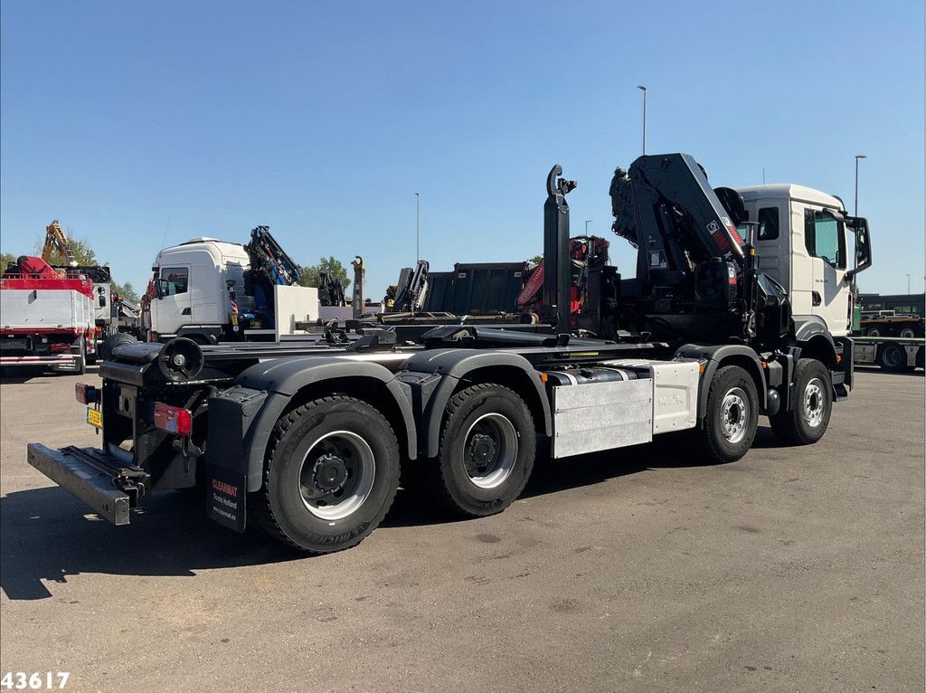 Man TGS 32.470 8x4 Euro 6 Hiab 22 Tonmeter laadkraan Just 68.765 Km!